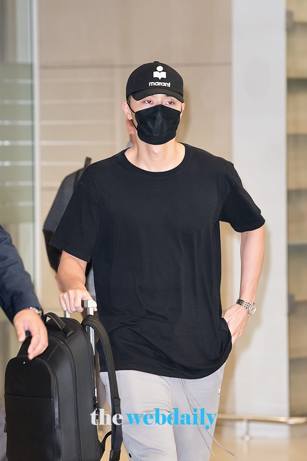 박서준, 인천국제공항 입국 현장