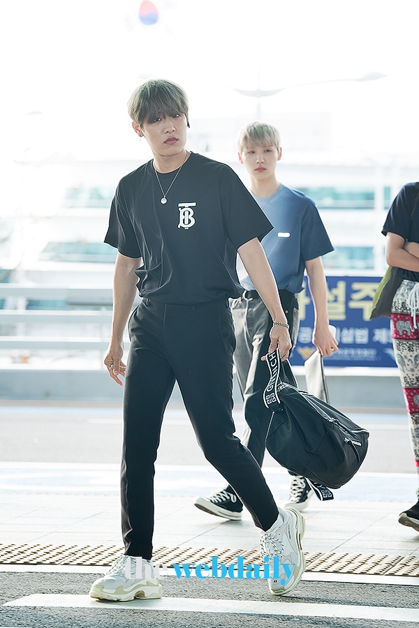 AB6IX 박우진, 인천국제공항 출국 현장