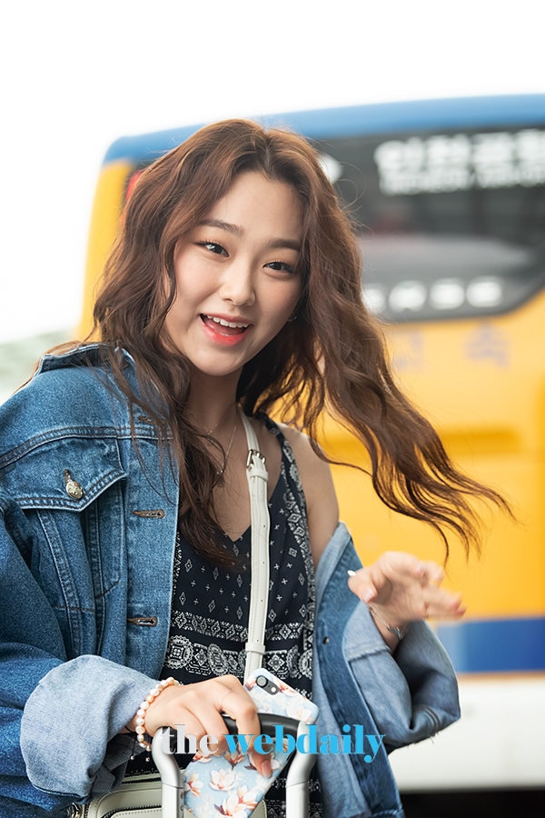 강미나, 인천국제공항 출국 현장