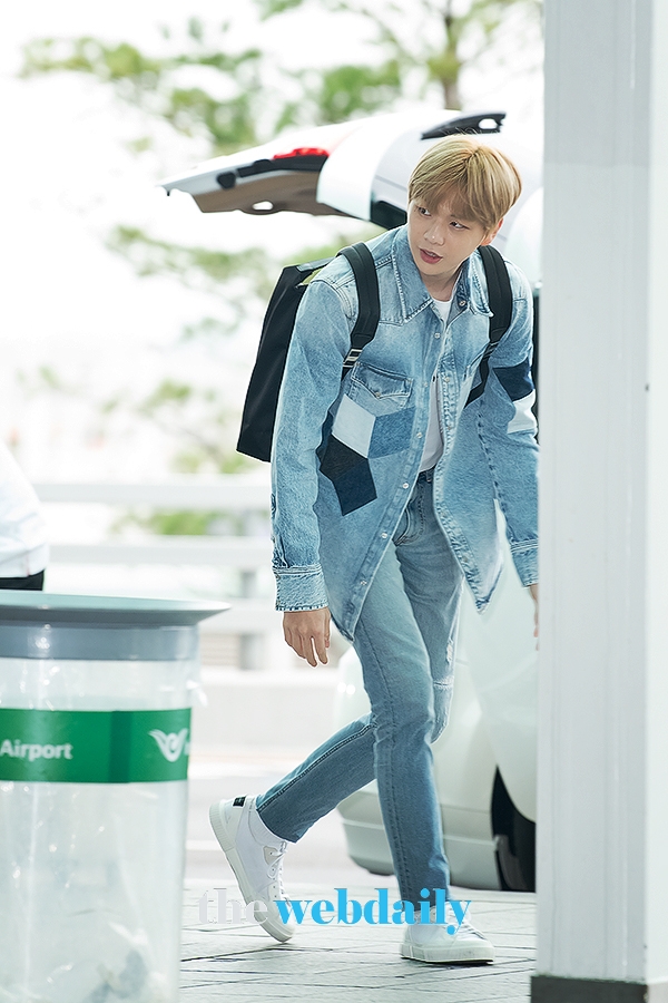 강다니엘, 인천국제공항 출국 현장
