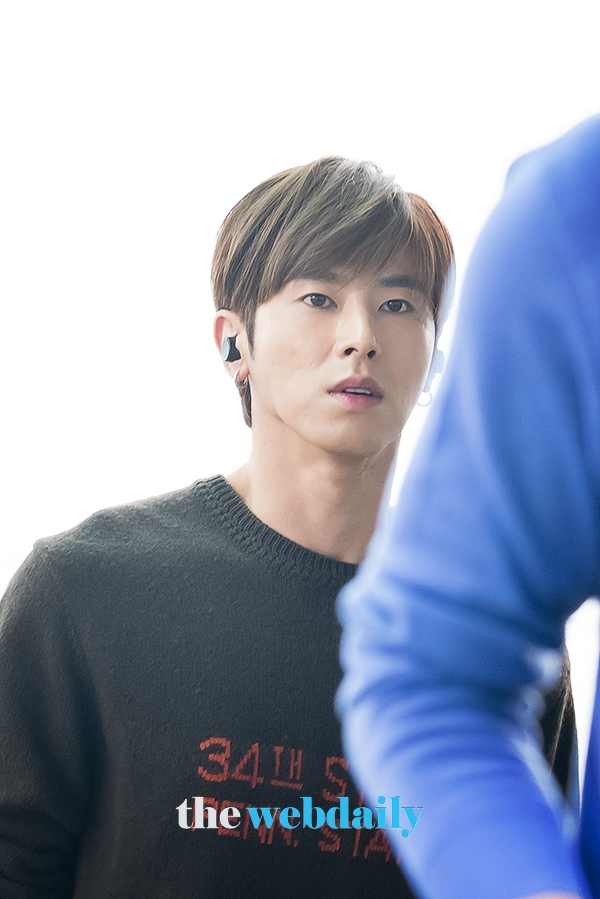 동방신기(TVXQ) 유노윤호, 인천국제공항 출국 현장