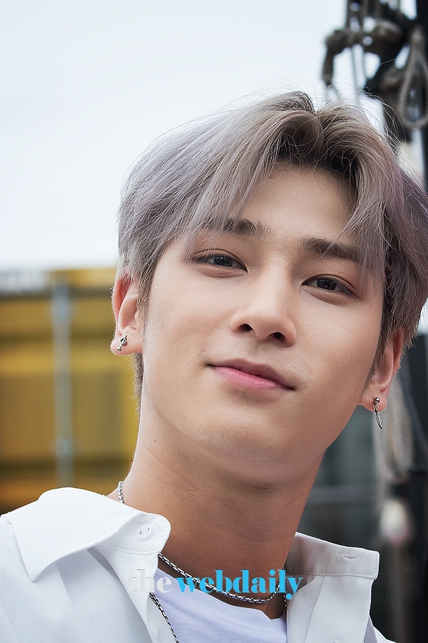 X1(엑스원) 이한결, KBS월드 '위 케이팝(WE K-POP)' 녹화 현장