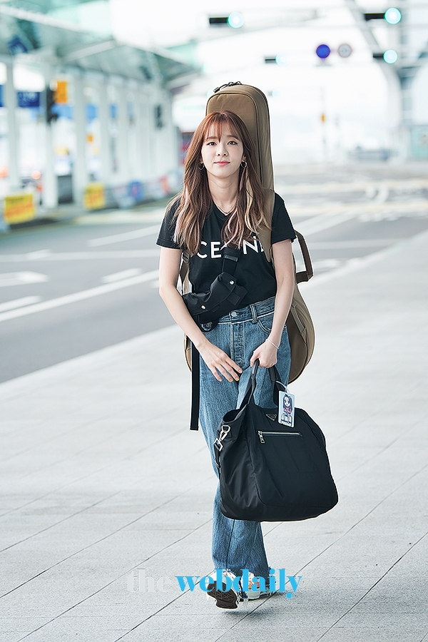 산다라박, 인천국제공항 출국 현장