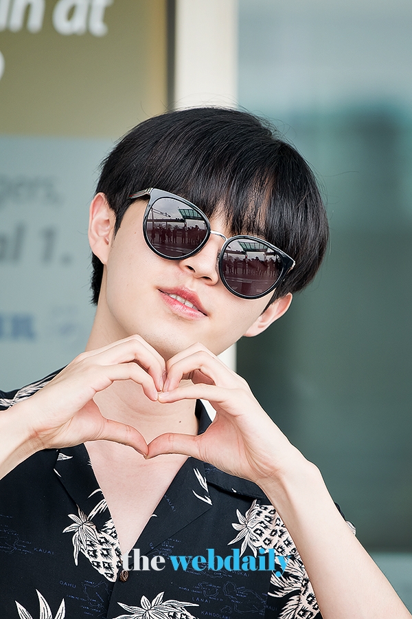 김재환, 인천국제공항 출국 현장
