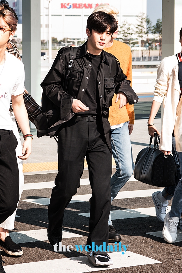 X1(엑스원) 김요한, 인천국제공항 출국 현장