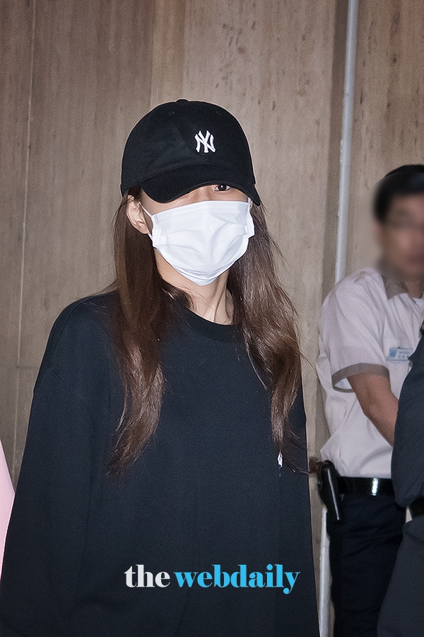 아이즈원(IZONE) 강혜원, 김포국제공항 입국 현장