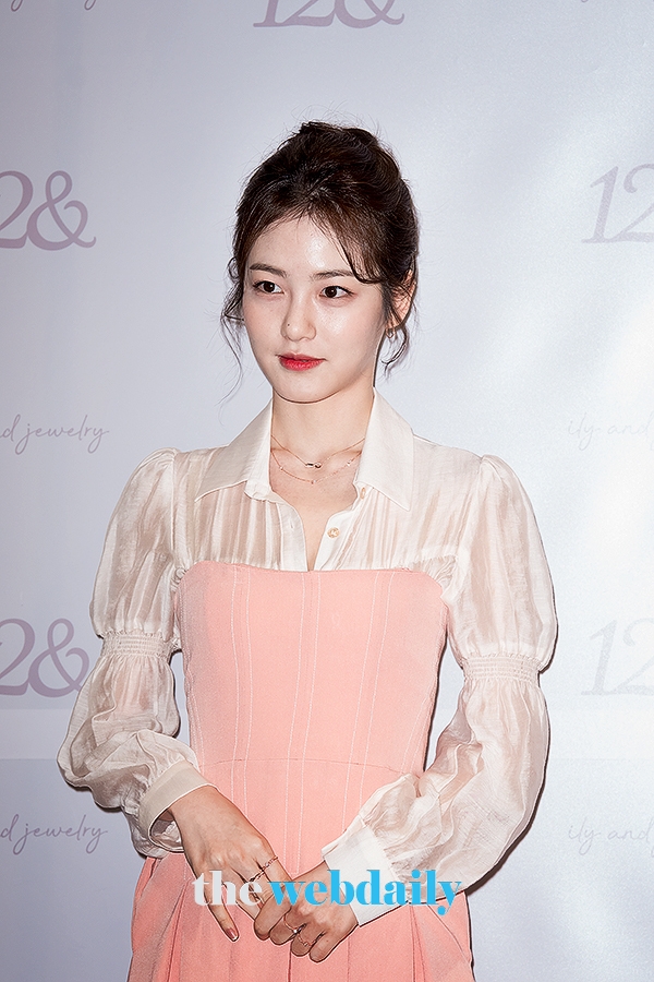 신예은, 12&(일리앤) 포토월 행사 현장