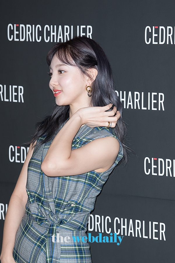 트와이스 나연, ‘세드릭 샬리에(Cedric Chalier)’ 포토월 행사 현장