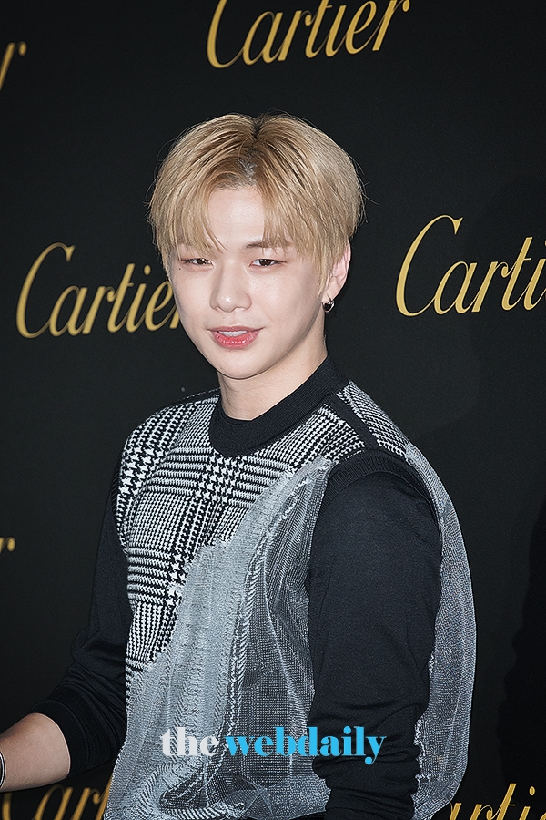강다니엘, 까르띠에 '저스트 앵 끌루' 파티 현장