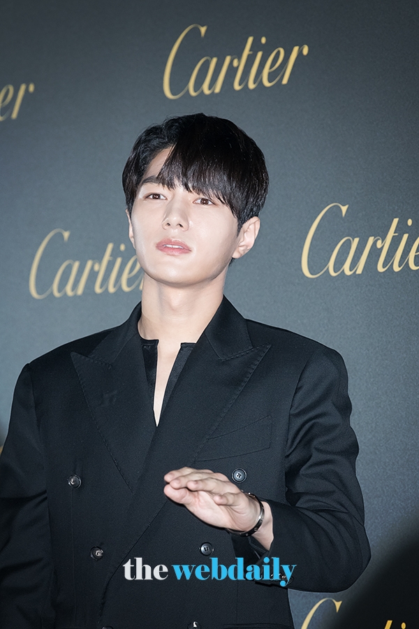 김명수, 까르띠에 '저스트 앵 끌루' 파티 현장