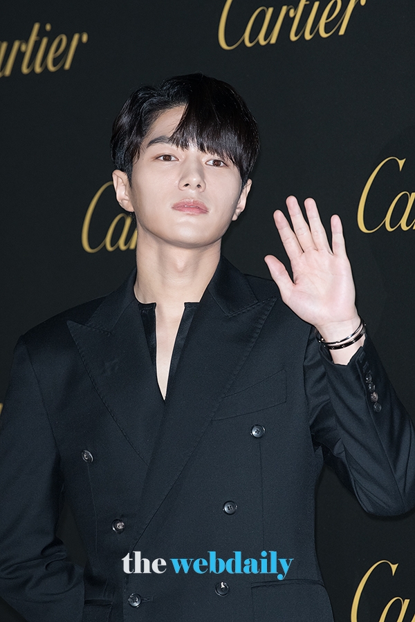 김명수, 까르띠에 '저스트 앵 끌루' 파티 현장