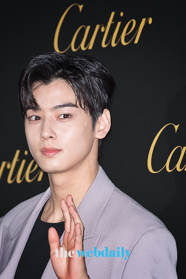 차은우, 까르띠에 '저스트 앵 끌루' 파티 현장