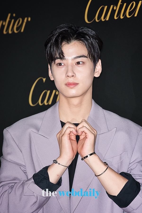 차은우, 까르띠에 '저스트 앵 끌루' 파티 현장