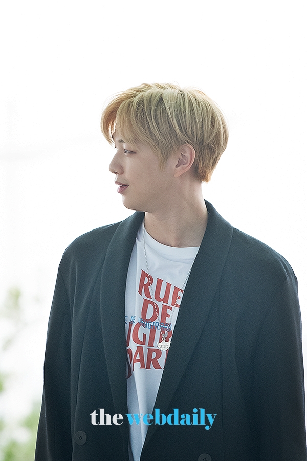 강다니엘, 인천국제공항 출국 현장