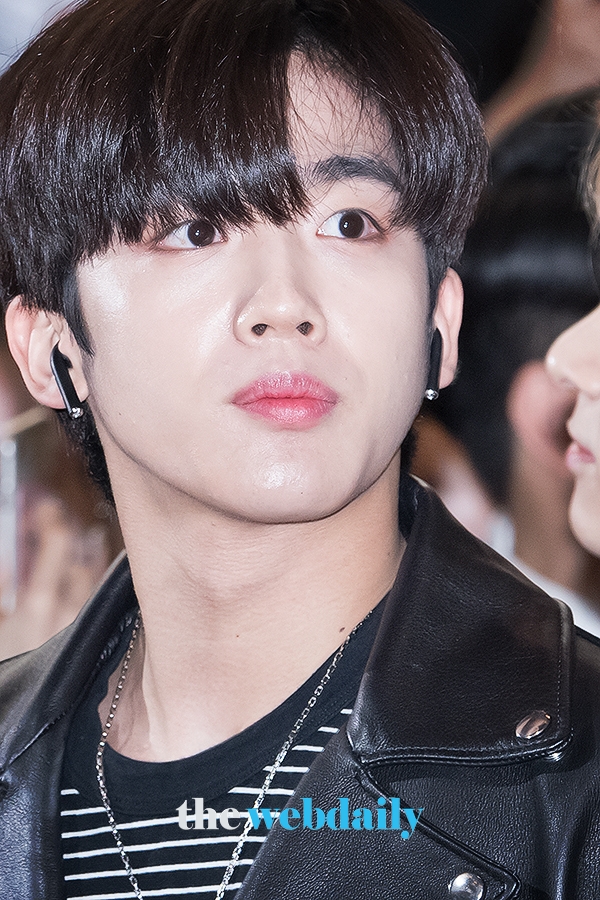 X1(엑스원) 김요한, 김포국제공항 출국 현장