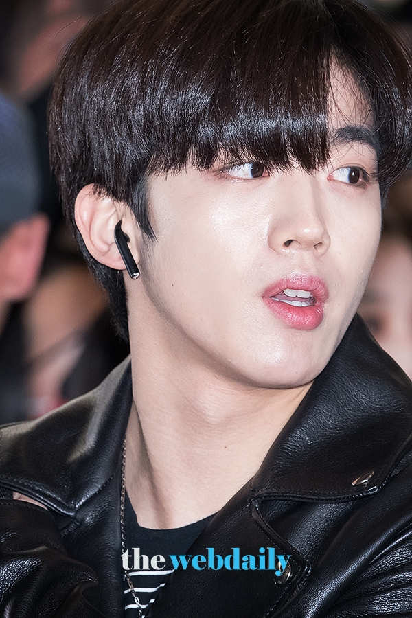 X1(엑스원) 김요한, 김포국제공항 출국 현장