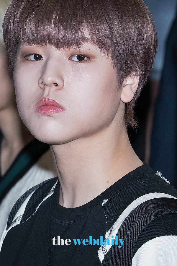 X1(엑스원) 남도현, 김포국제공항 출국 현장