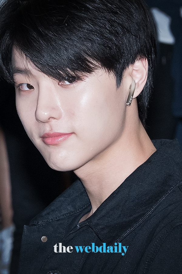 X1(엑스원) 조승연, 김포국제공항 출국 현장