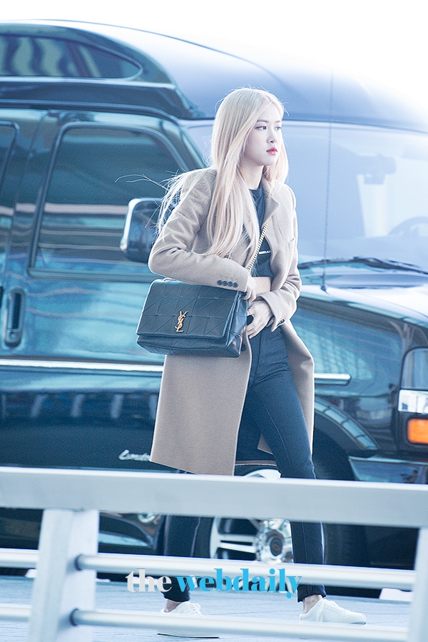 BLACKPINK(블랙핑크) 로제, 인천국제공항 출국 현장