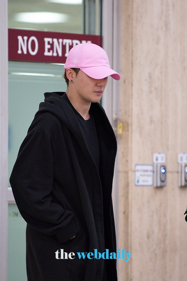 김준수, 김포국제공항 입국 현장