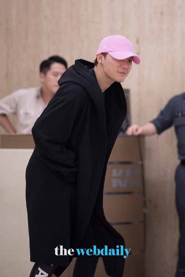 김준수, 김포국제공항 입국 현장