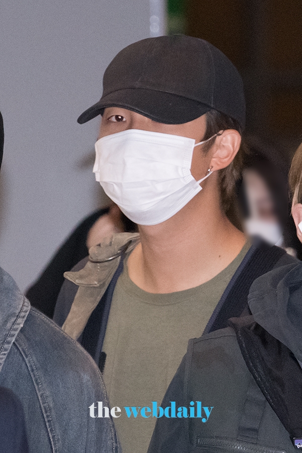 방탄소년단(BTS) RM, 인천국제공항 입국 현장