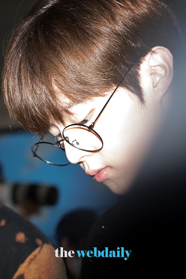 X1(엑스원) 김우석, 김포국제공항 입국 현장
