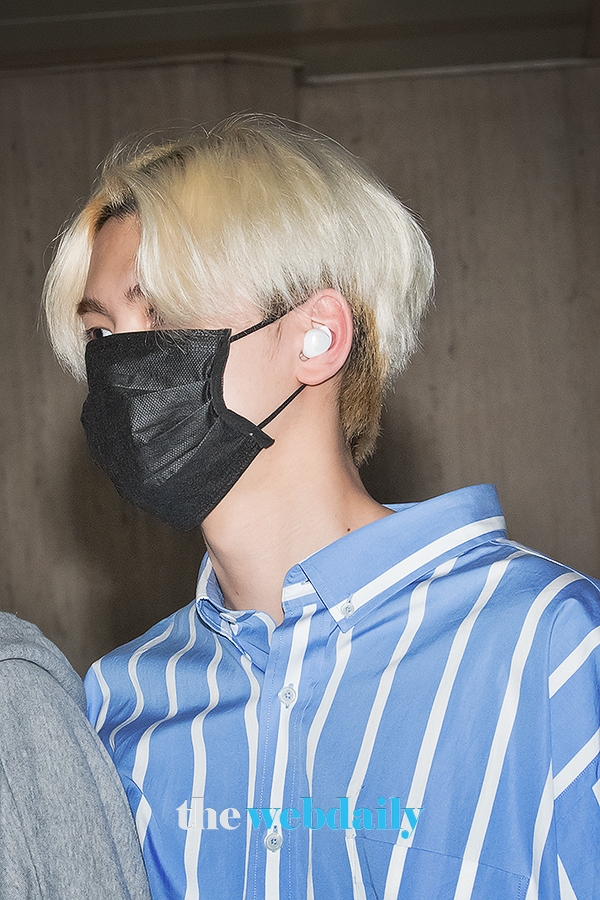 X1(엑스원) 강민희, 김포국제공항 입국 현장