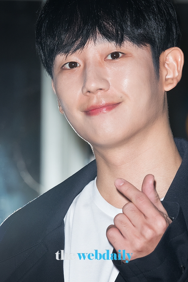 정해인, 인천국제공항 출국 현장