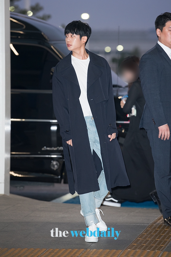정해인, 인천국제공항 출국 현장