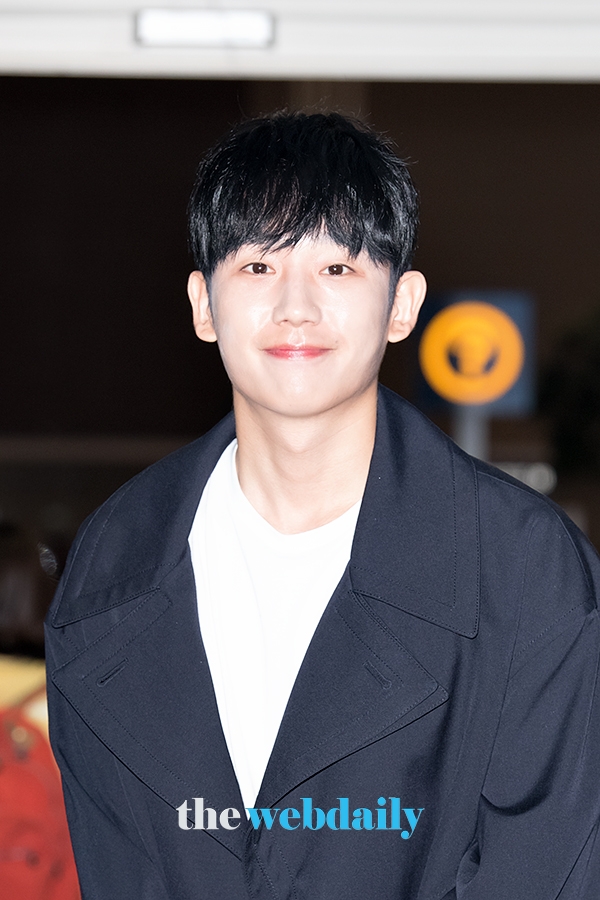 정해인, 인천국제공항 출국 현장