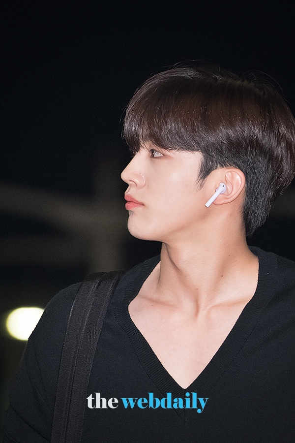 X1(엑스원) 김요한, 인천국제공항 출국 현장