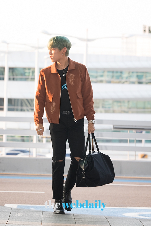 AB6IX 박우진, 인천국제공항 출국 현장
