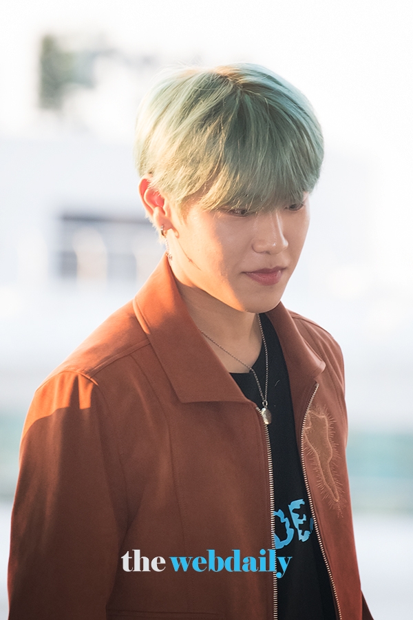 AB6IX 박우진, 인천국제공항 출국 현장