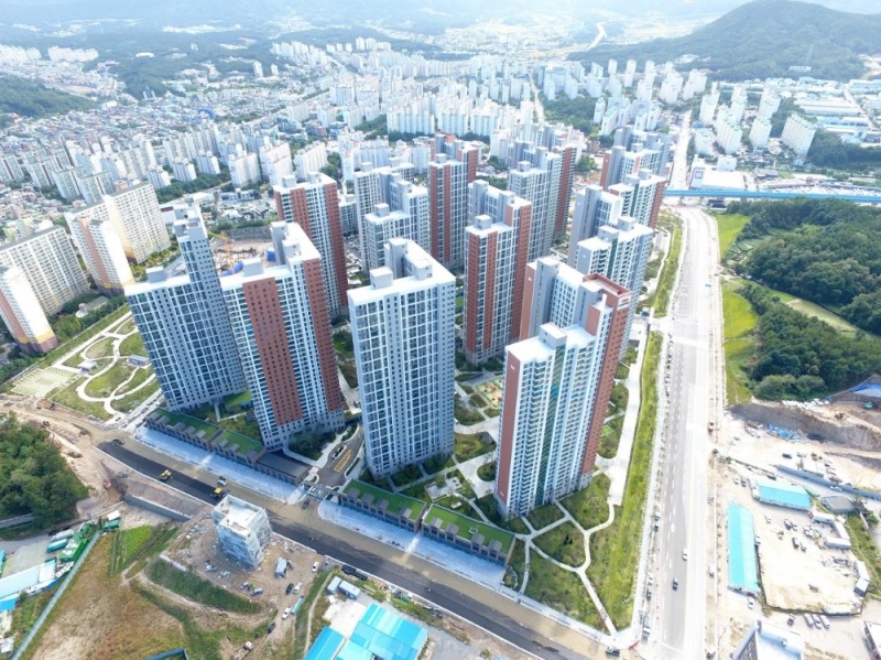 e편한세상 춘천 한숲시티 단지 전경.(사진=대림산업)