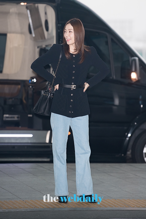 손태영, 인천국제공항 출국 현장