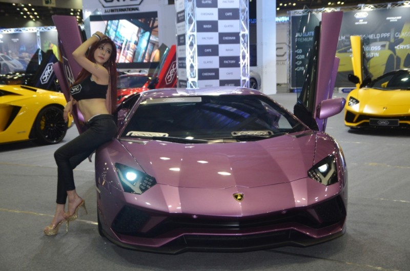 역대급 車 튜닝 전시회 ‘2019 오토살롱위크’ 개막