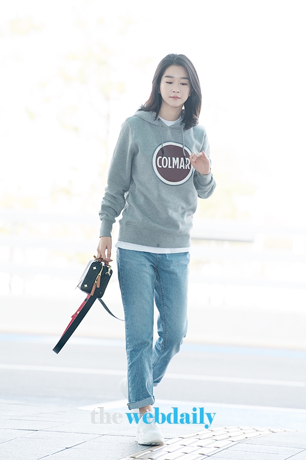 서예지, 인천국제공항 출국 현장