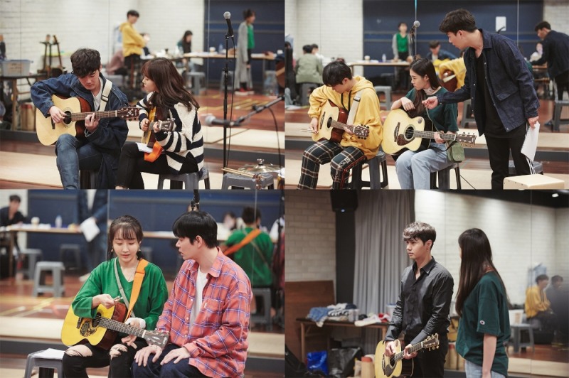 버스크 음악극 '432Hz' 개막 전 연습실 현장 공개