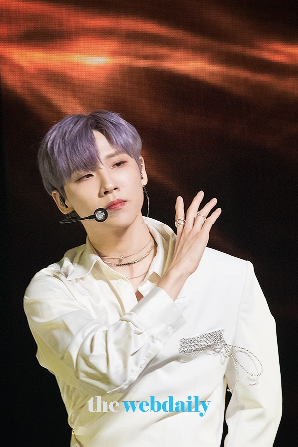 AB6IX 전웅, '6IXENSE(식스센스)' 발매 기념 쇼케이스 현장