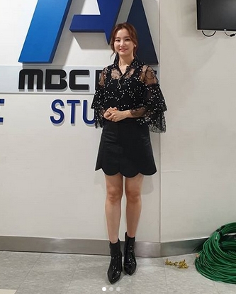 ‘조수빈’ 아나운서가 이날 하루 이목을 사로 잡고 있다 / 출처 에스엔에스