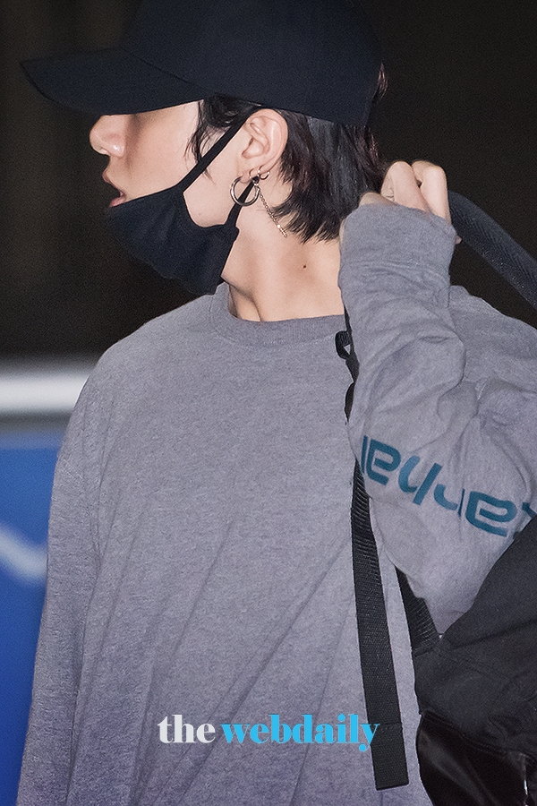 방탄소년단(BTS) 정국, 인천국제공항 출국 현장