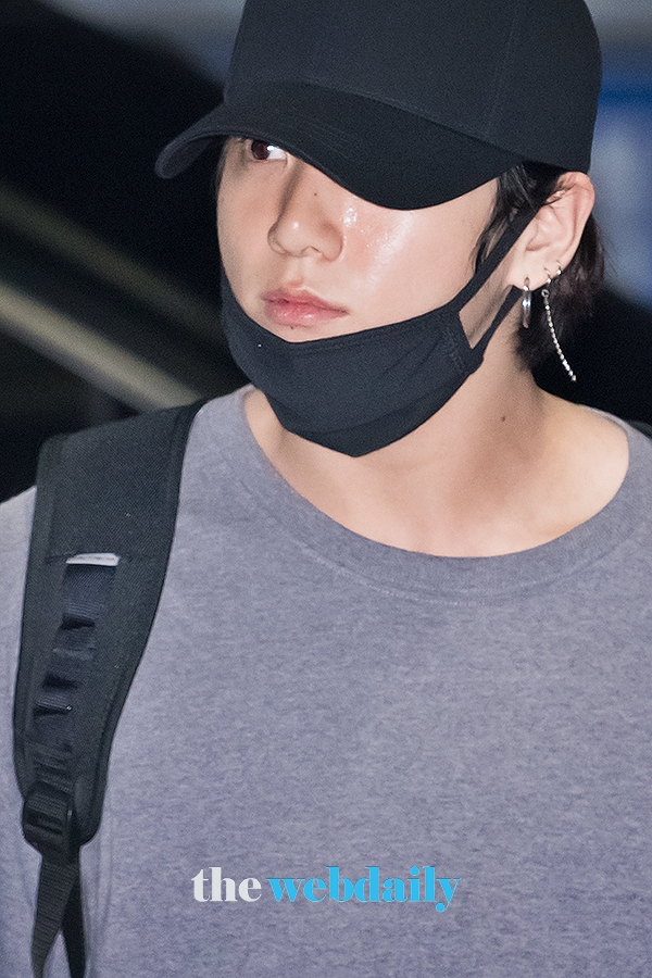 방탄소년단(BTS) 정국, 인천국제공항 출국 현장