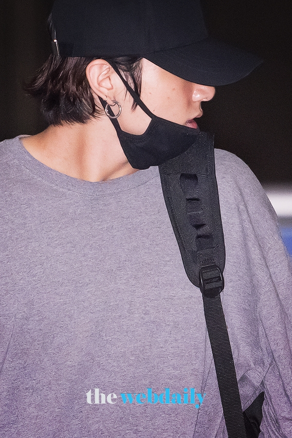 방탄소년단(BTS) 정국, 인천국제공항 출국 현장