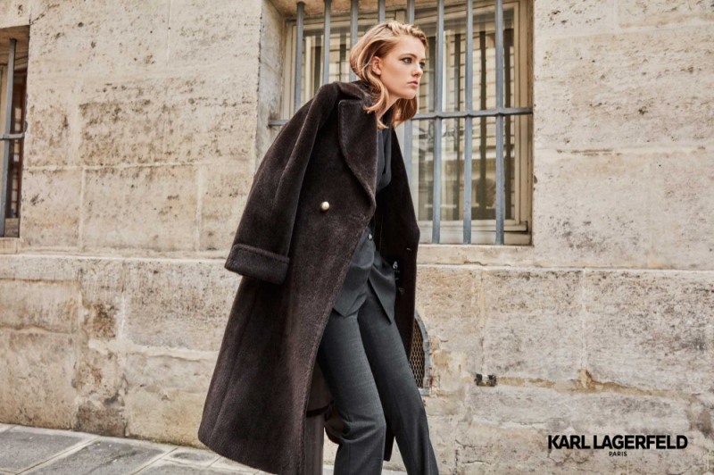 CJ ENM 오쇼핑부문 ‘칼 라거펠트 파리스’ 첫 겨울 상품, 프리미엄 소재 통했다