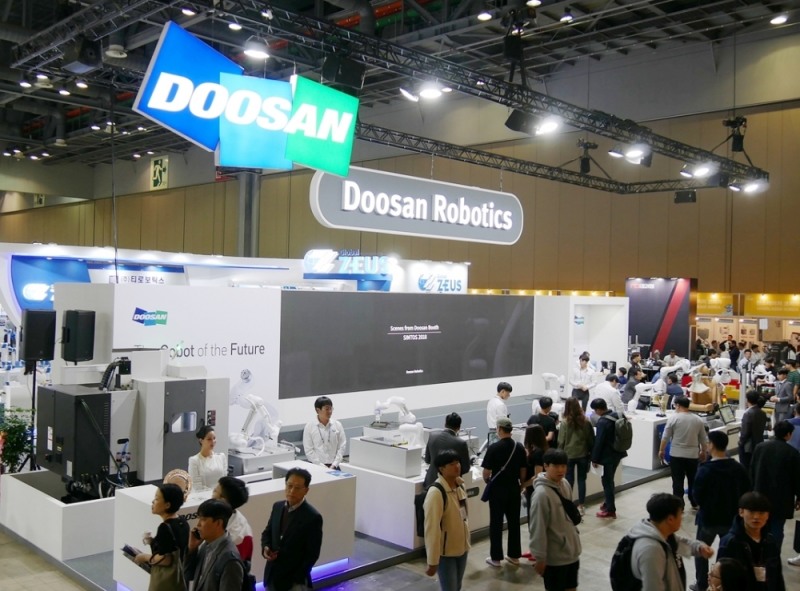 두산, 국내최대 로봇 박람회 ‘로보월드’서 로봇 분야 기술력 과시
