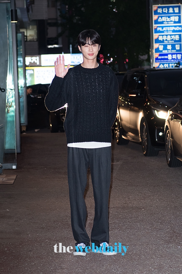 변우석, JTBC 월화 드라마 '조선혼담공작소 꽃파당' 쫑파티 현장