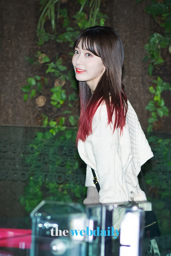 아이즈원(IZONE) 미야와키사쿠라, 김포국제공항 출국 현장