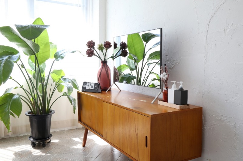 한샘 미러TV 출시 이미지.(사진=한샘)