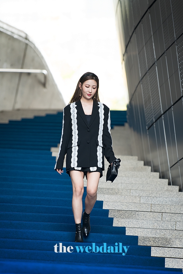 이사배, 2020 S/S 패션위크 '로맨시크' 컬렉션(사진: 최수영기자)
